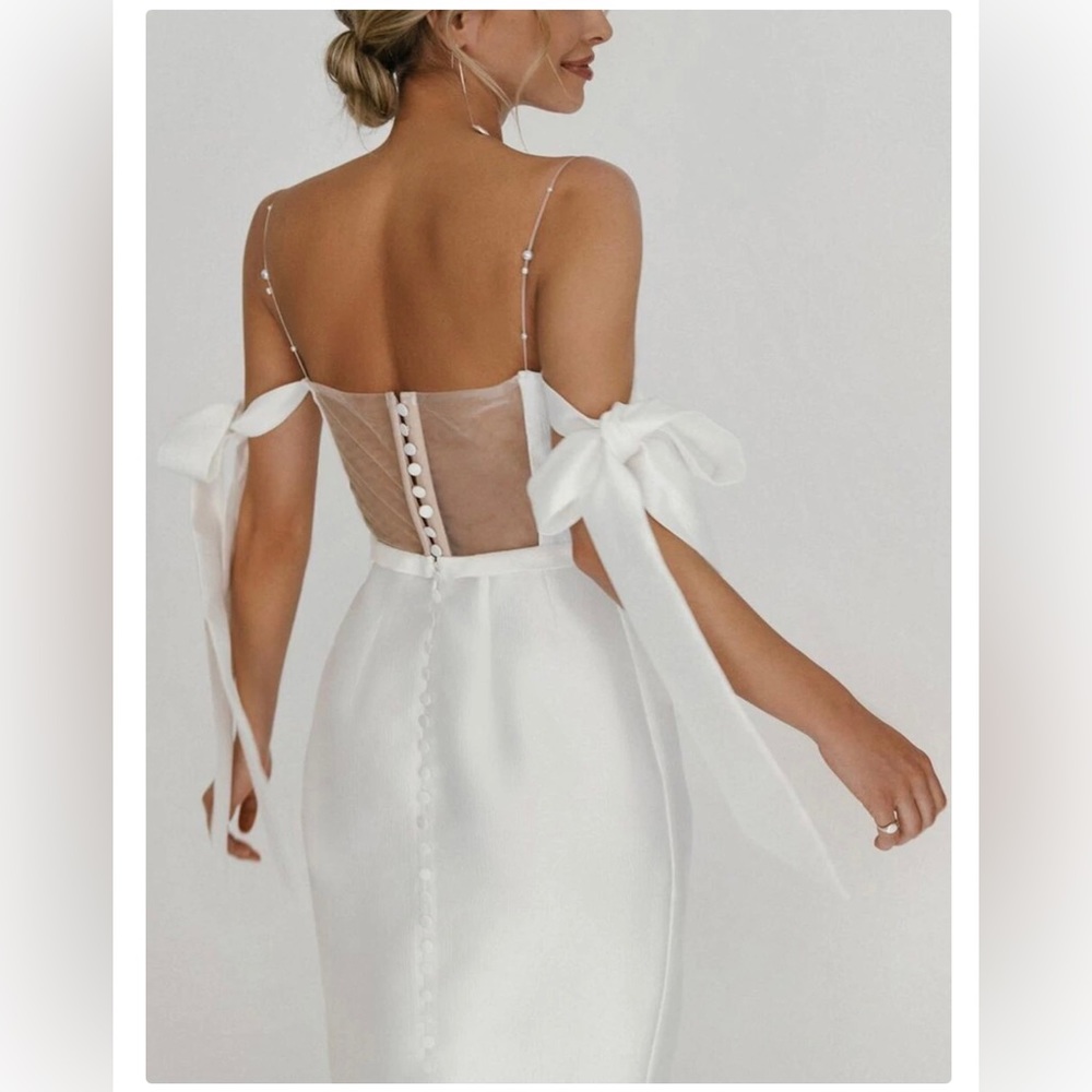 White Bridal midi dress with pearls fits like a size 4 worn once
